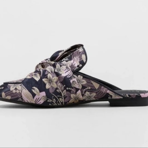 A New Day Dark Floral Material Slip On Mules Cigar Loafers - Picture 2 of 5